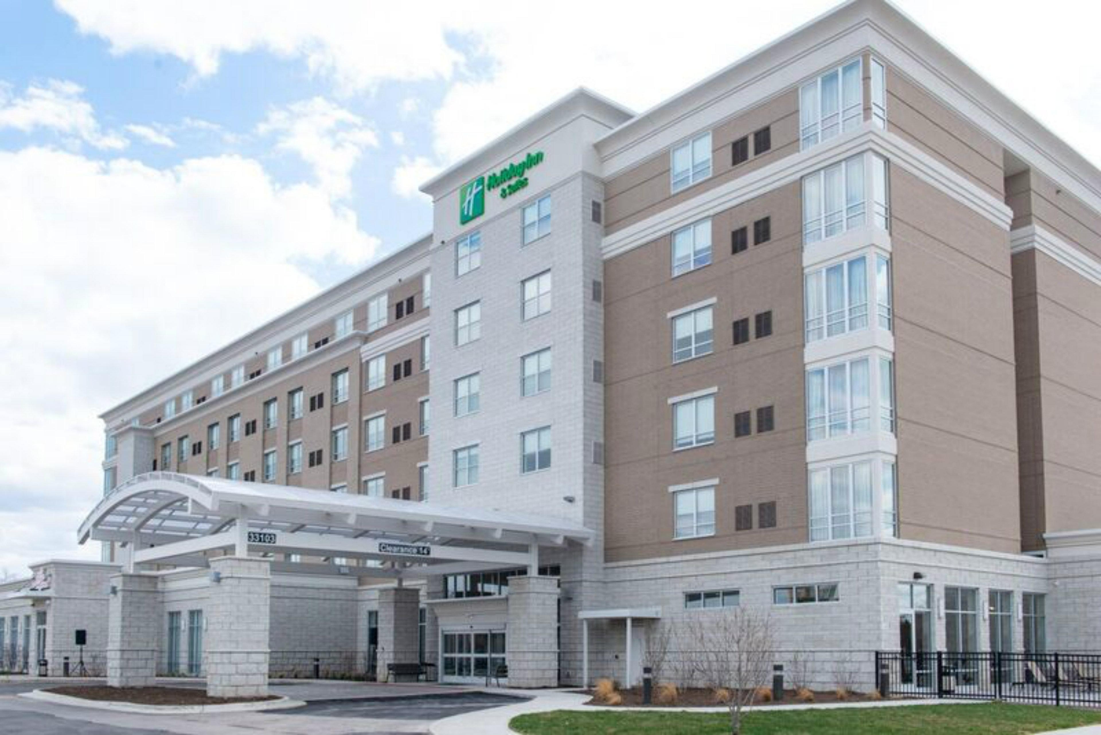 Holiday Inn & Suites - Farmington Hills - Detroit Nw By Ihg Ngoại thất bức ảnh