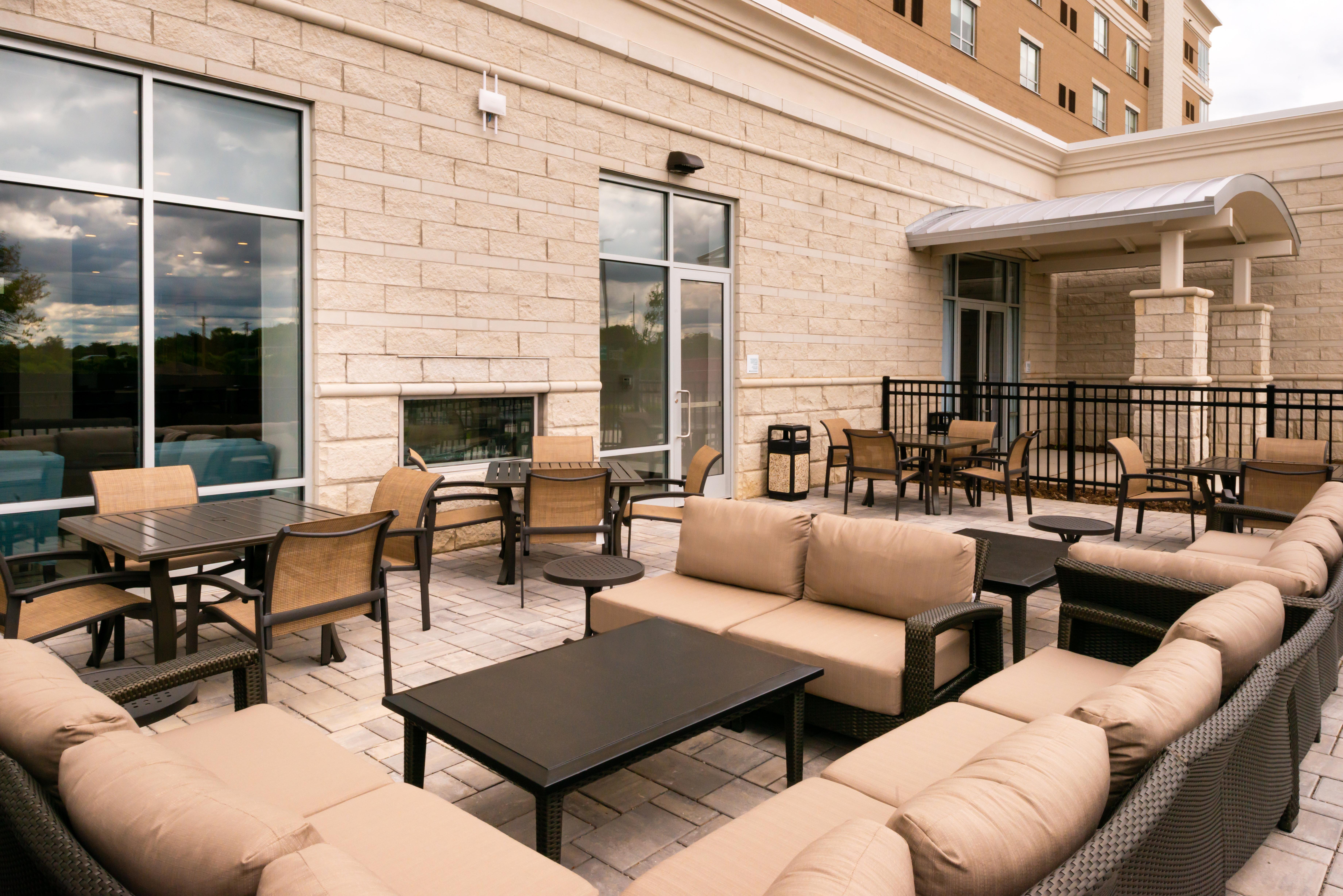 Holiday Inn & Suites - Farmington Hills - Detroit Nw By Ihg Ngoại thất bức ảnh