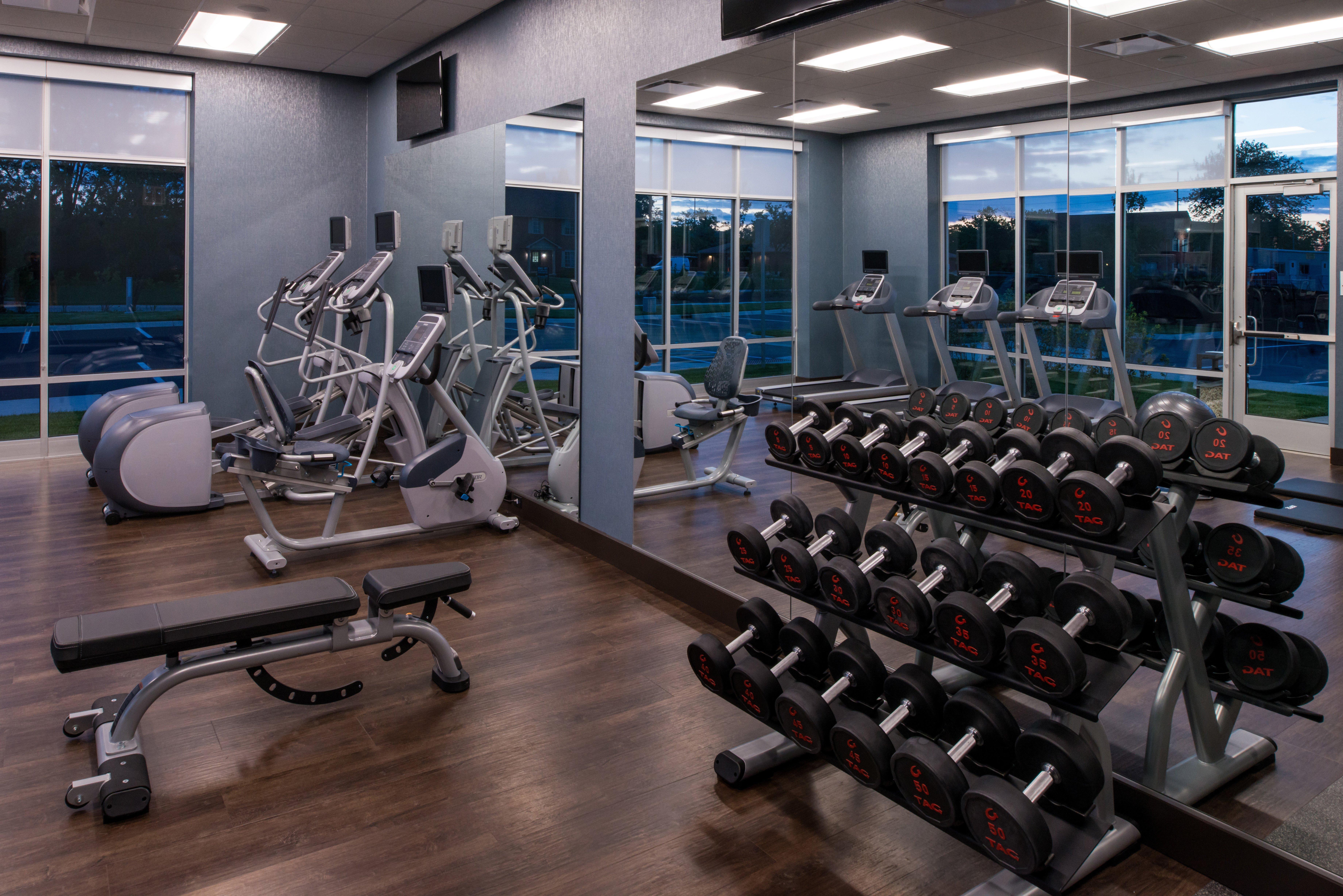 Holiday Inn & Suites - Farmington Hills - Detroit Nw By Ihg Ngoại thất bức ảnh