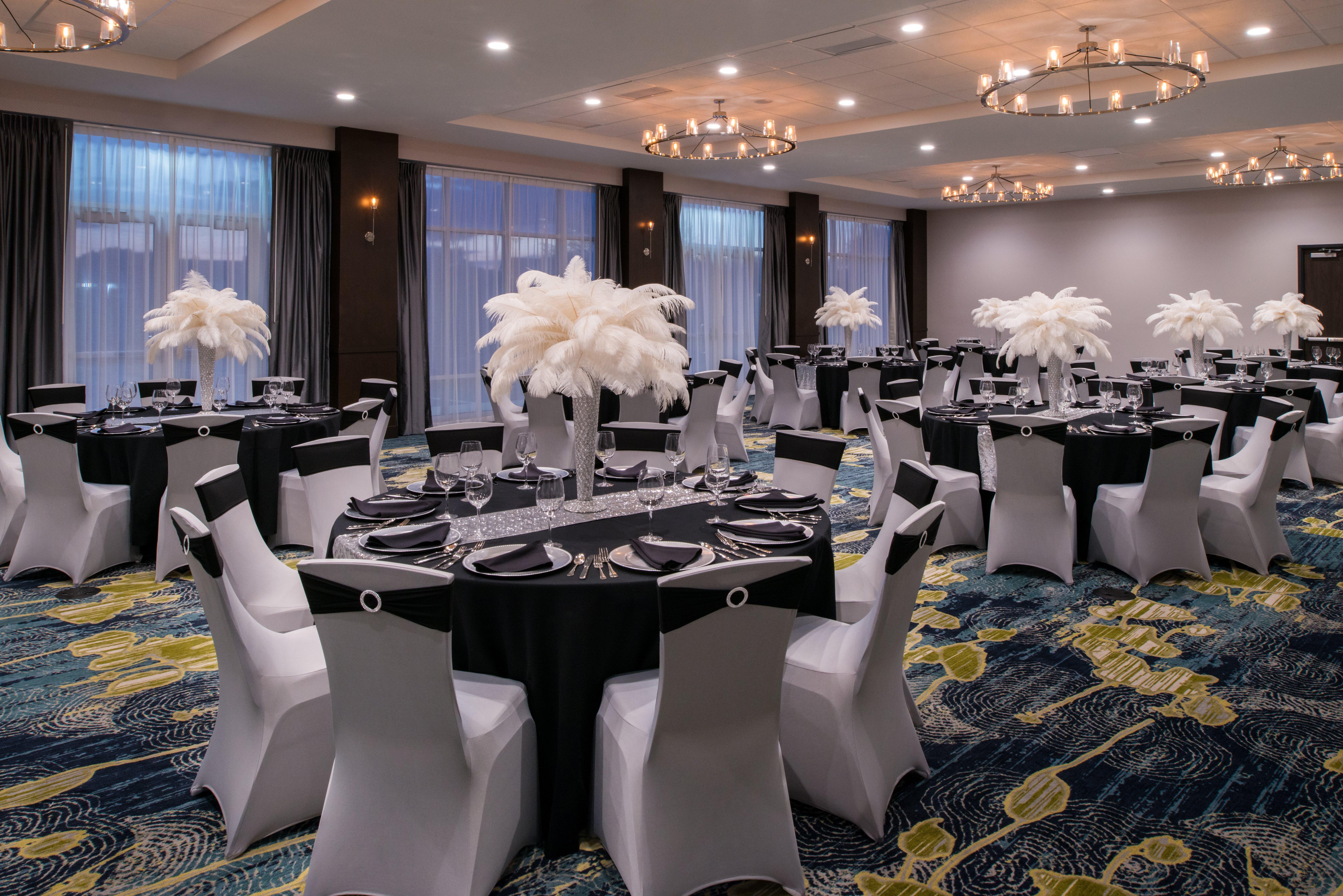 Holiday Inn & Suites - Farmington Hills - Detroit Nw By Ihg Ngoại thất bức ảnh