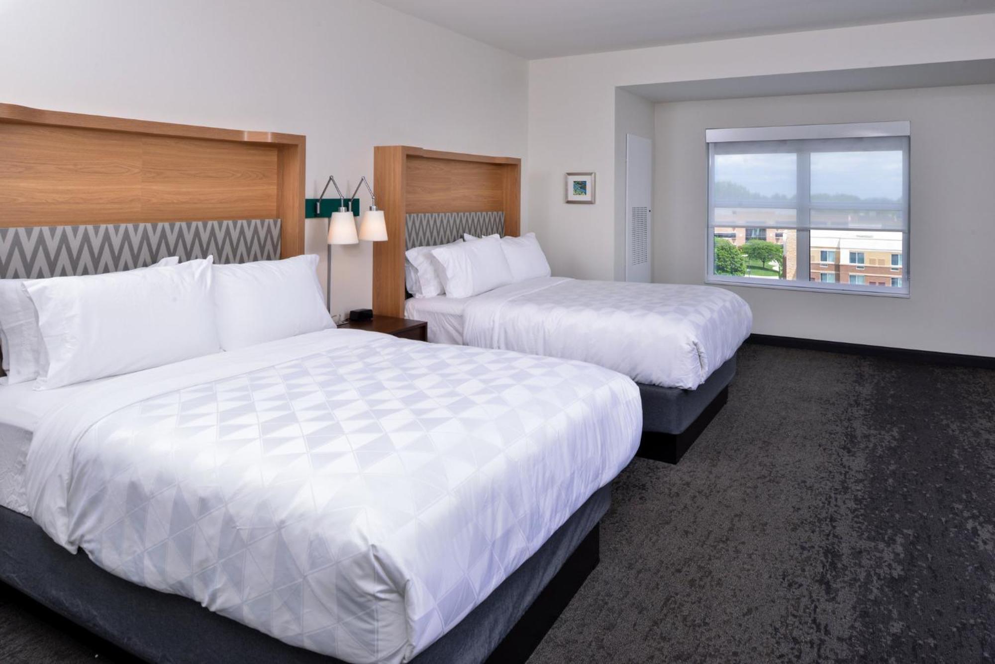 Holiday Inn & Suites - Farmington Hills - Detroit Nw By Ihg Ngoại thất bức ảnh